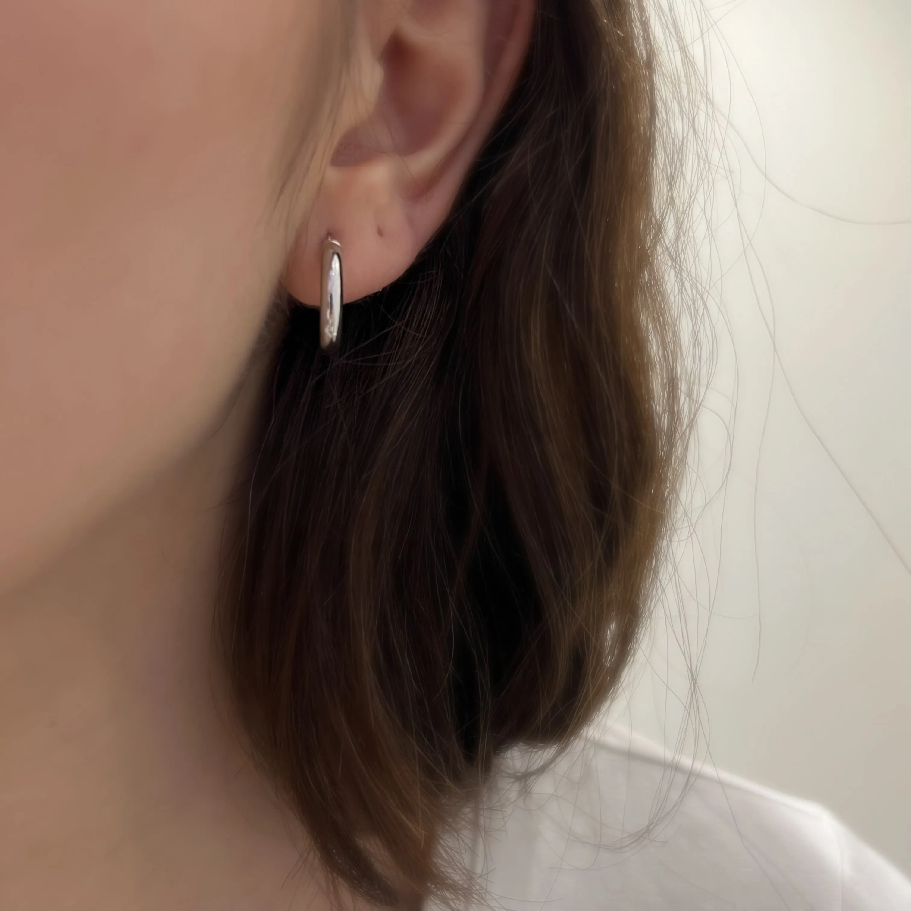 9ct White Gold Small 15mm Hoop Earrings